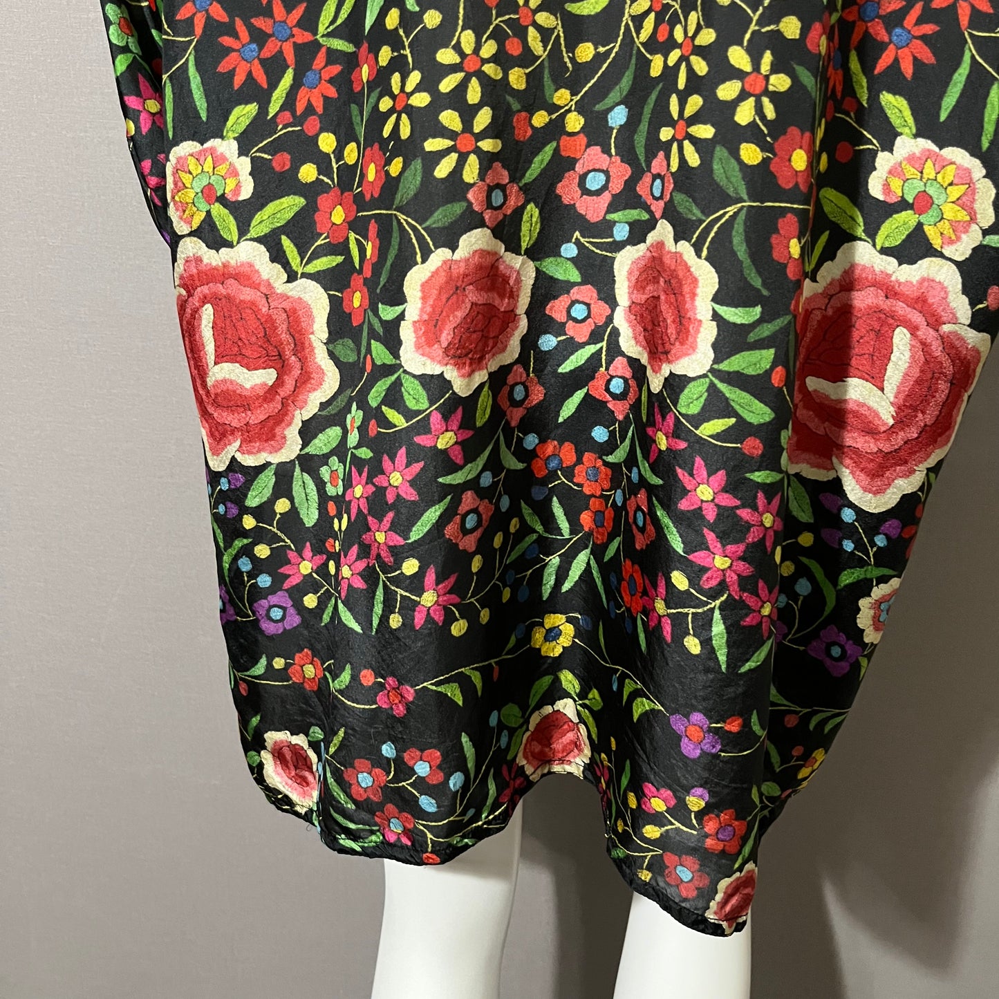 Johnny Was Black Silk Floral Button Front Blouse Sz-Large