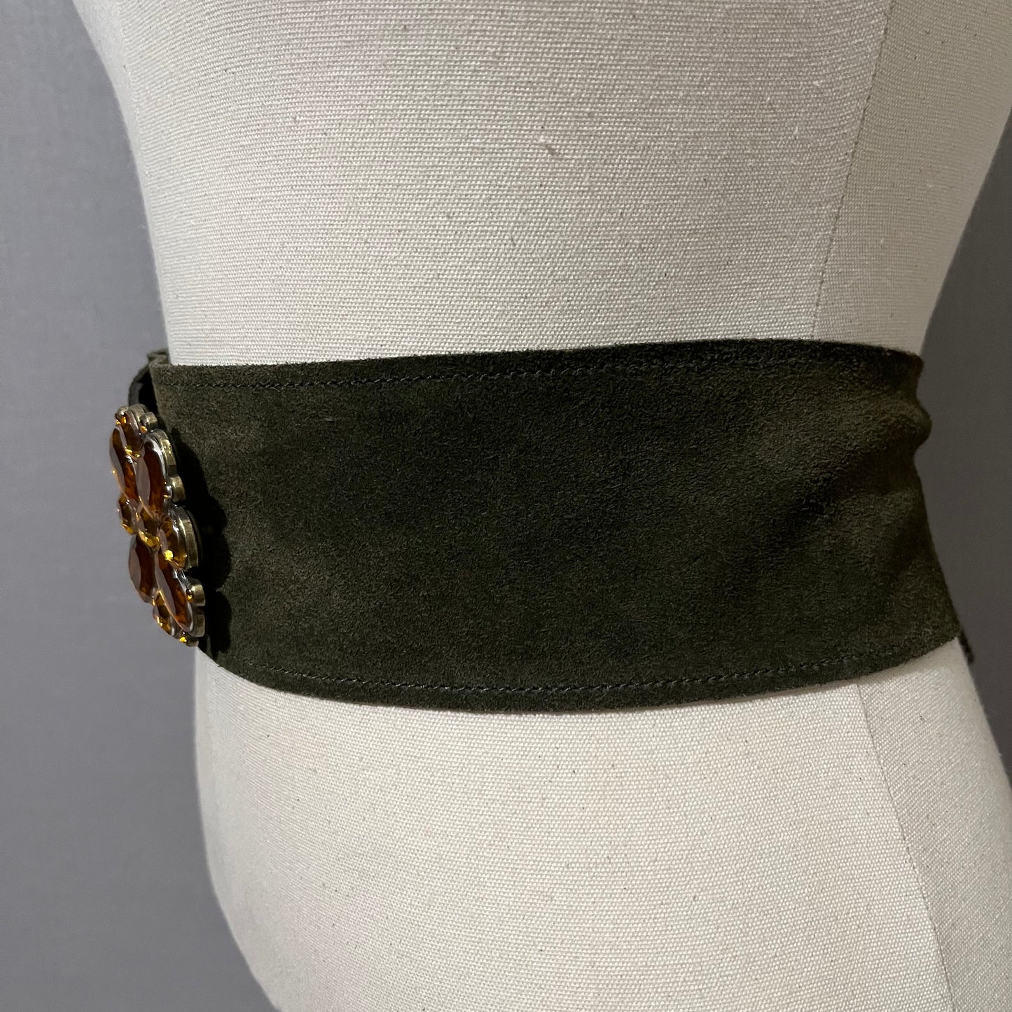 Vintage Olive Green Wide Suede Leather With Floral Buckle Belt Sz-XL