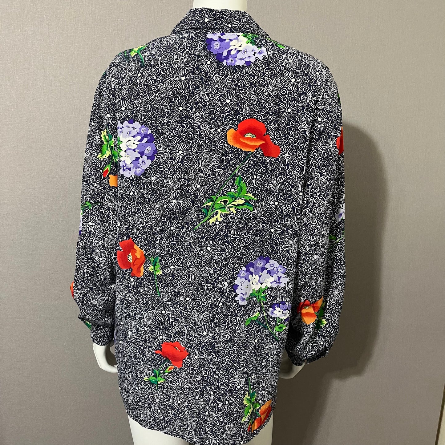 Silk Diane Von Furstenberg Floral Print Button Down Blouse Sz-Medium