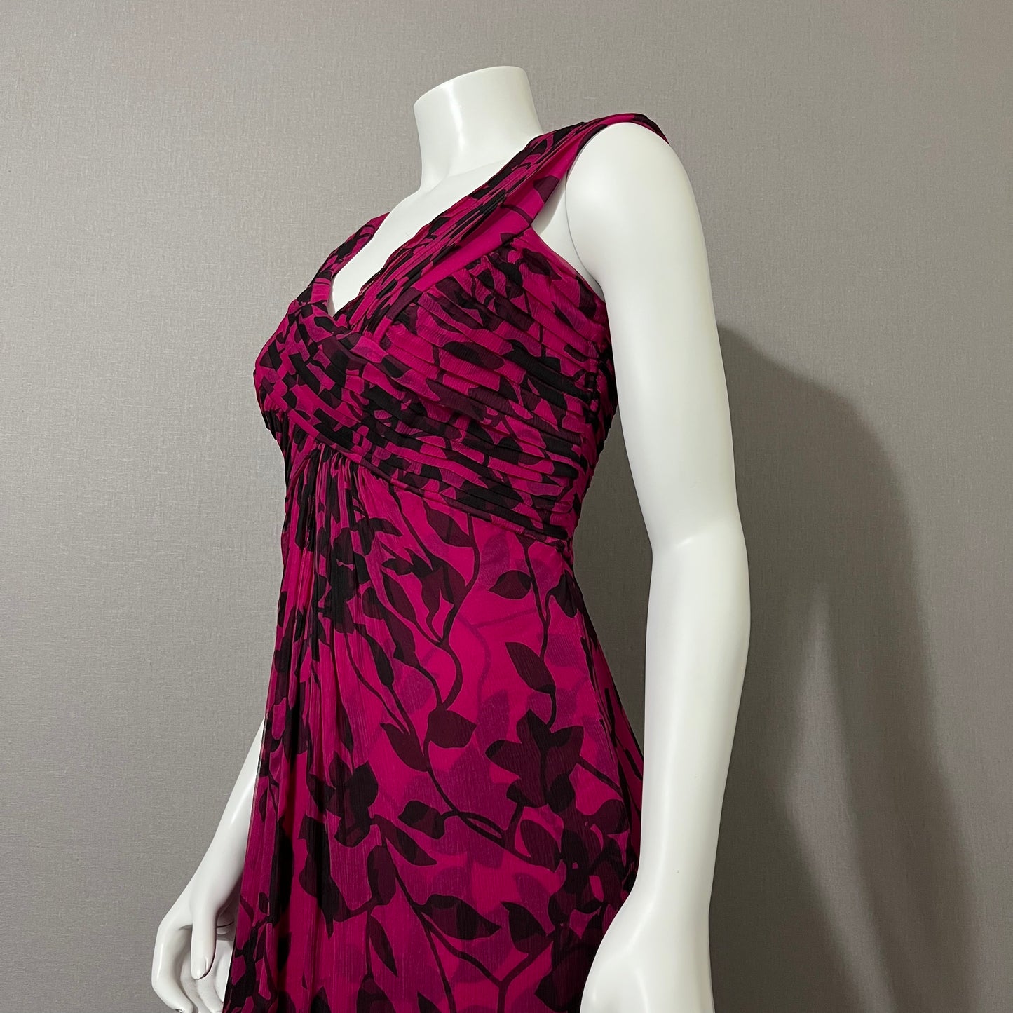 Silk Tadashi Pink Floral V-Neck Flowy Dress Sz-Medium