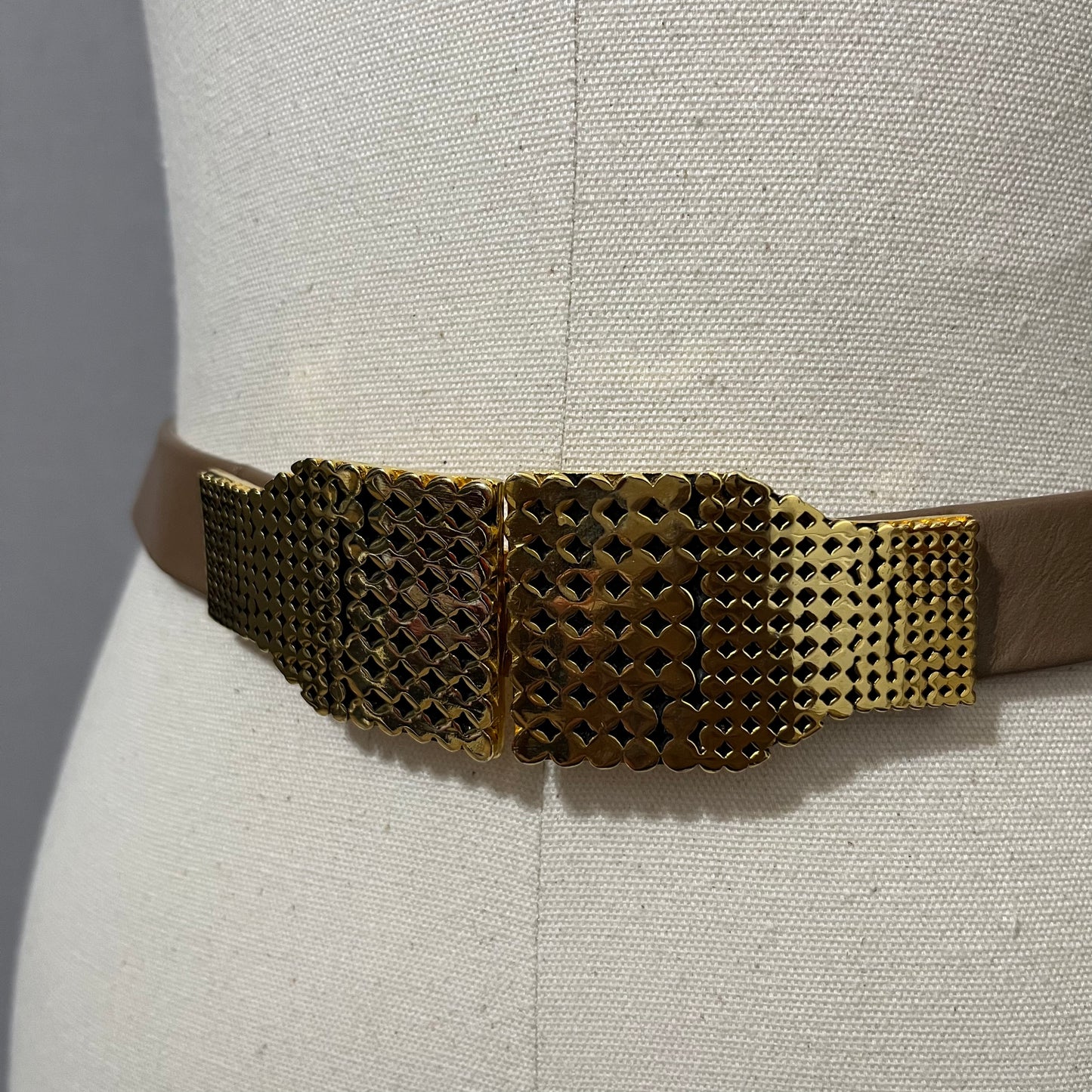 Vintage Accessocraft Taupe Adjustable Gold Buckle Skinny Belt Sz-OS