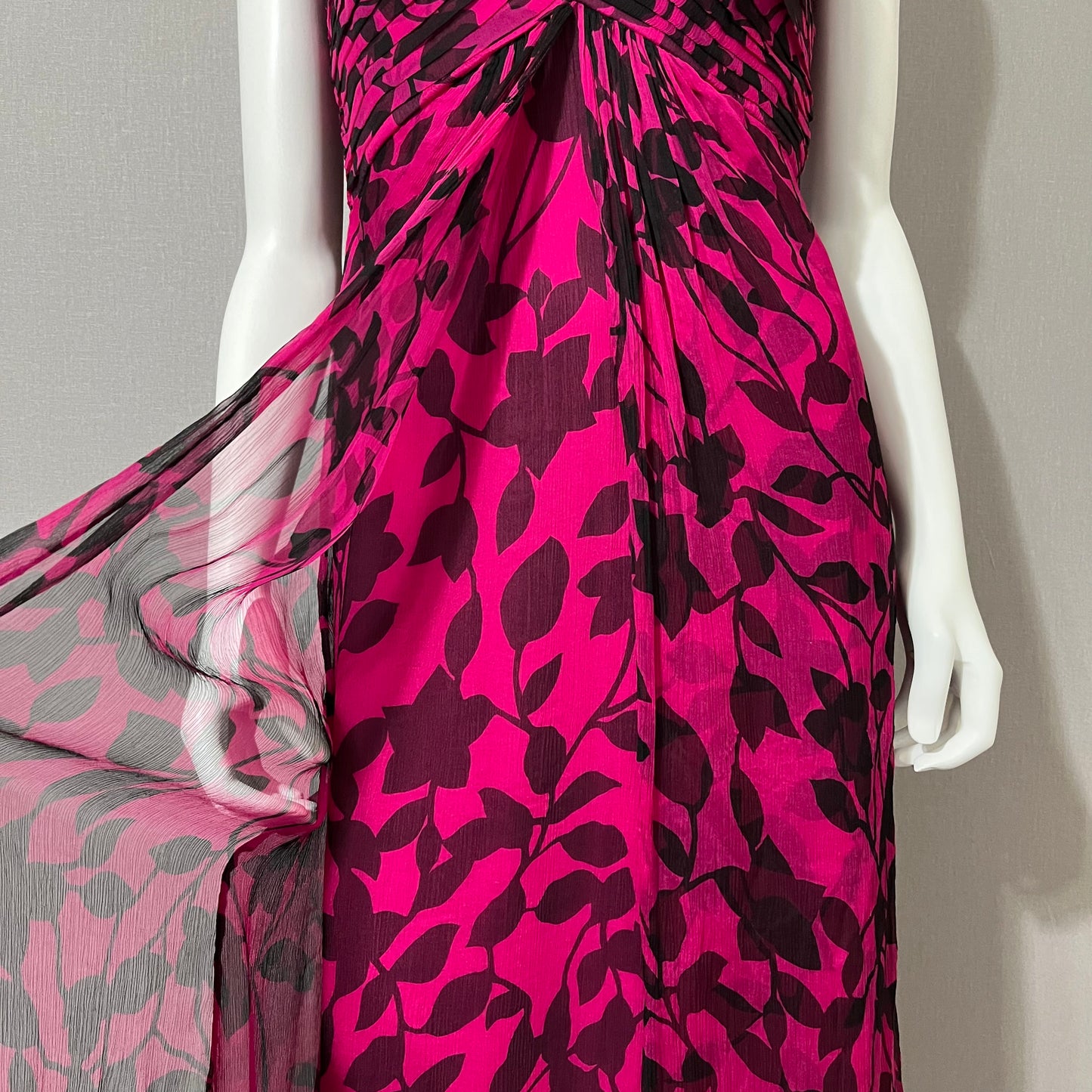 Silk Tadashi Pink Floral V-Neck Flowy Dress Sz-Medium