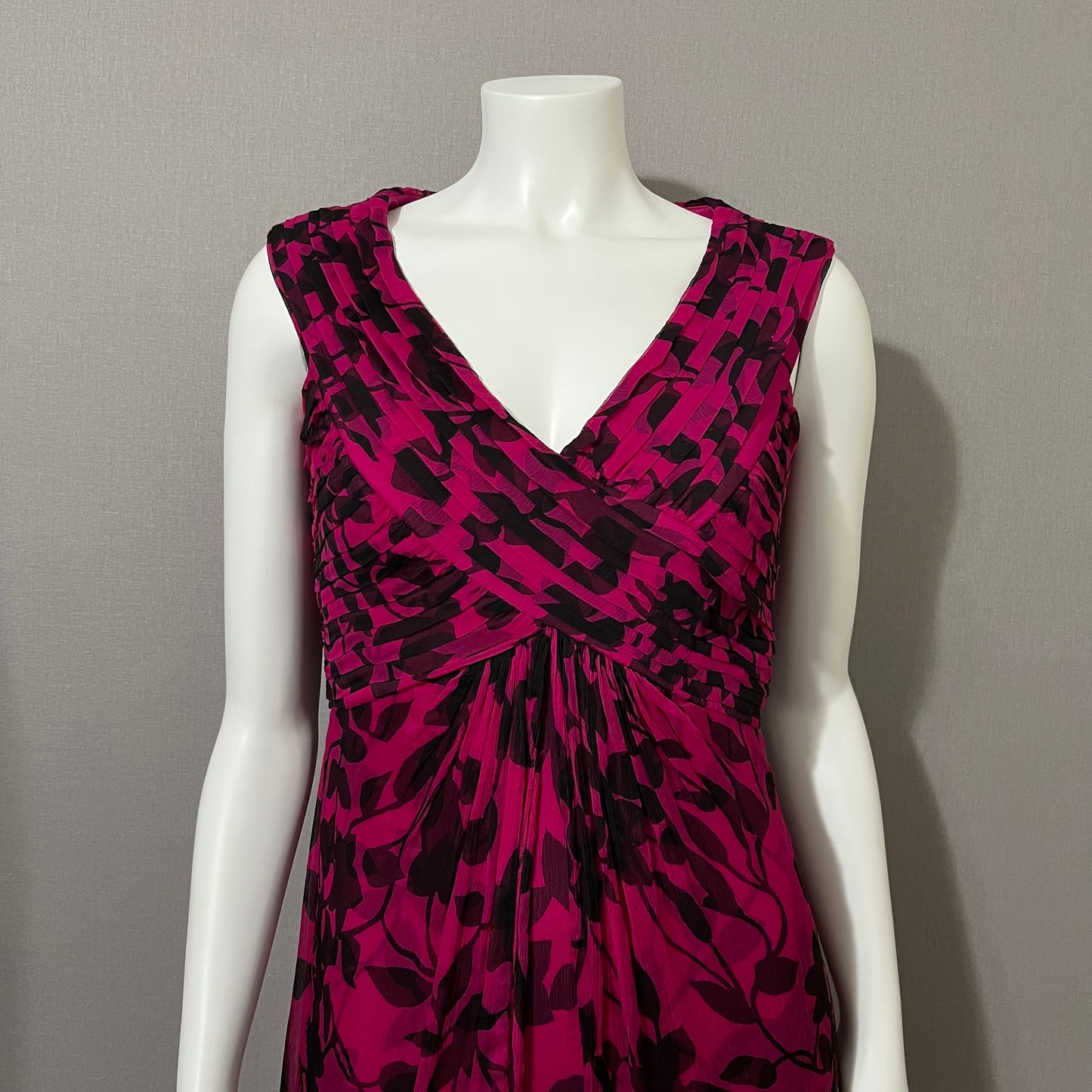 Silk Tadashi Pink Floral V-Neck Flowy Dress Sz-Medium