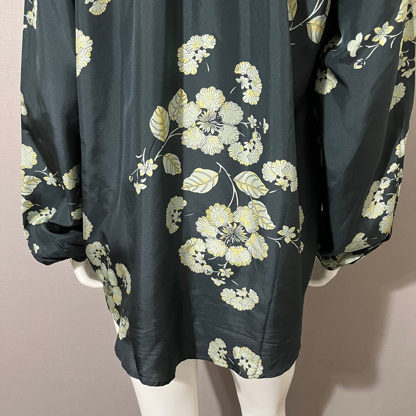 Sundance Green Floral Print Silk Blouse Sz-Large