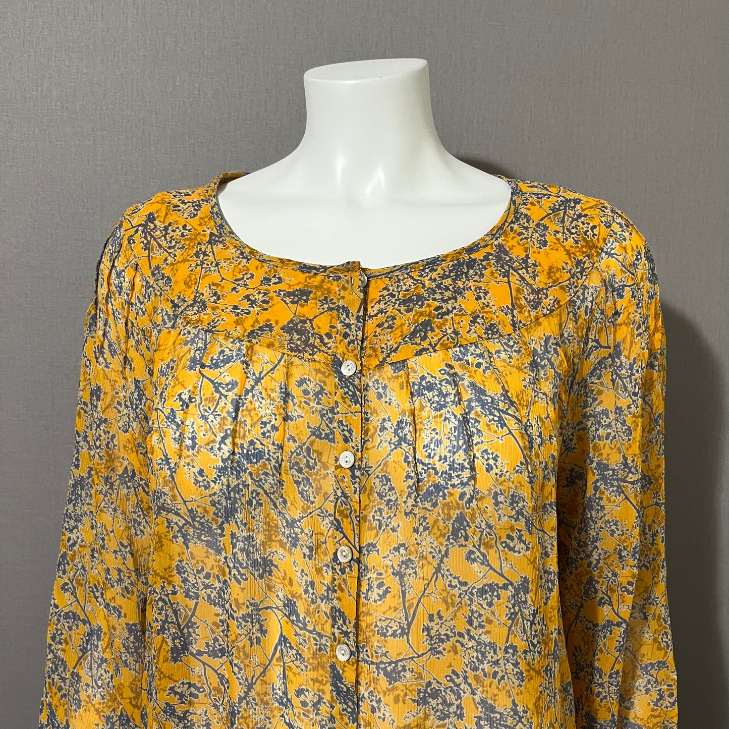 Sundance Yellow | Blue Floral Silk Botton Up Blouse Sz-Large