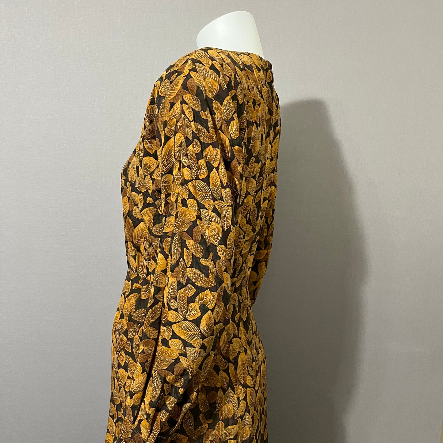 Vintage Gillian Silk Leaf Print MIDI Long Sleeve Dress Sz-4